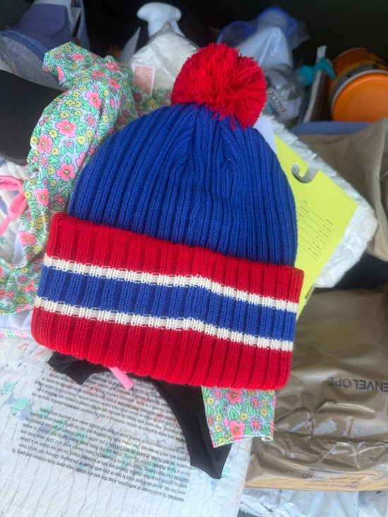 NFL Other - Kids Pom-Pom Knit Beanie Hat - Blue & Red Buffalo Bills NFL knit beanie new tags